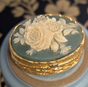 Vintage Green Floral Cameo Trinket/ Ring Box